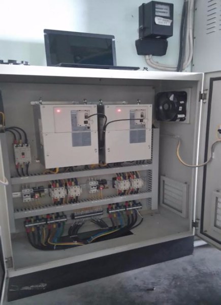 Tủ điều khiển máy nén khí - Biến Tần Song Nguyên - Công Ty Cổ Phần Kỹ Thuật Tự Động Song Nguyên